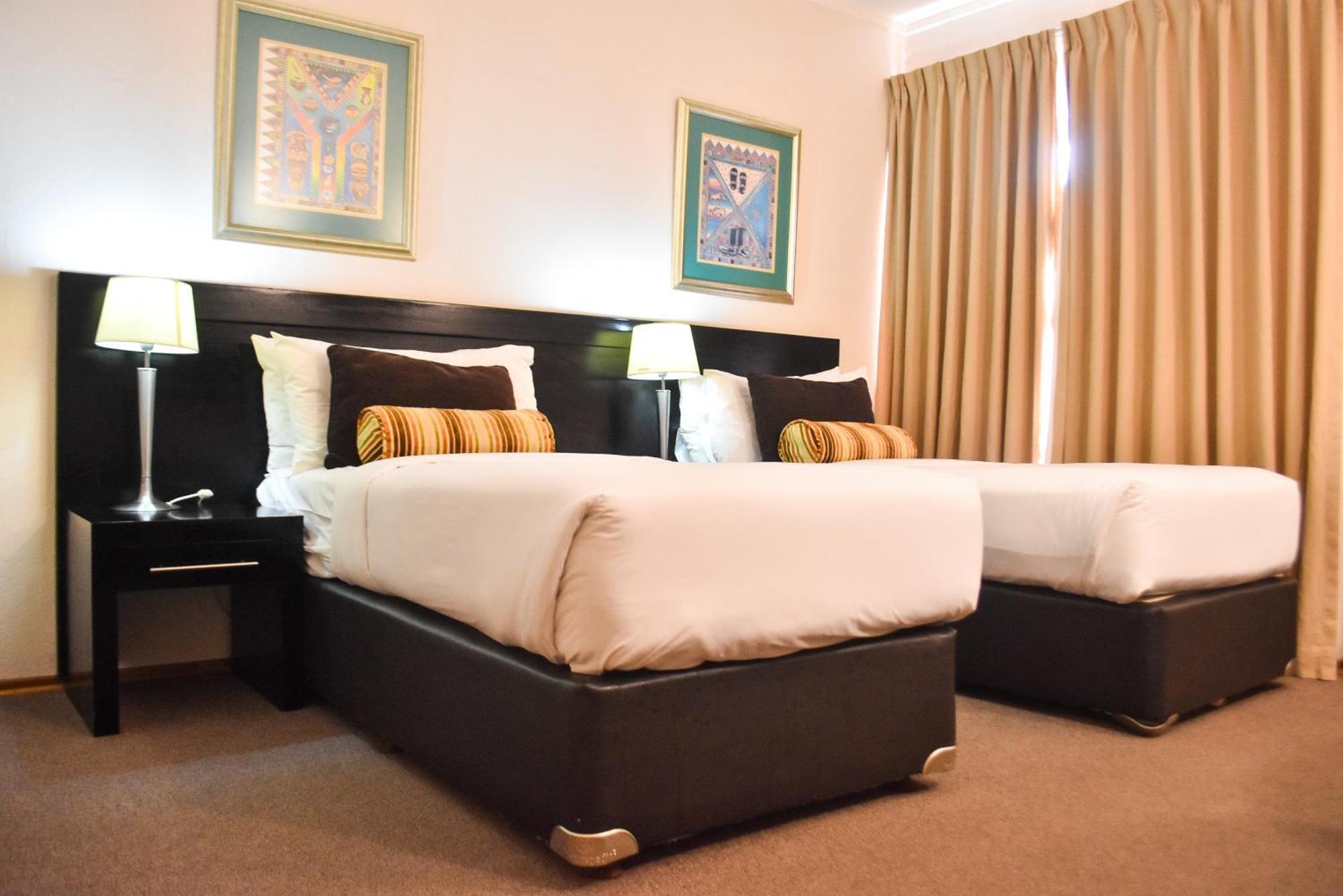 Cresta Bosele Hotel Selebi-Phikwe 外观 照片