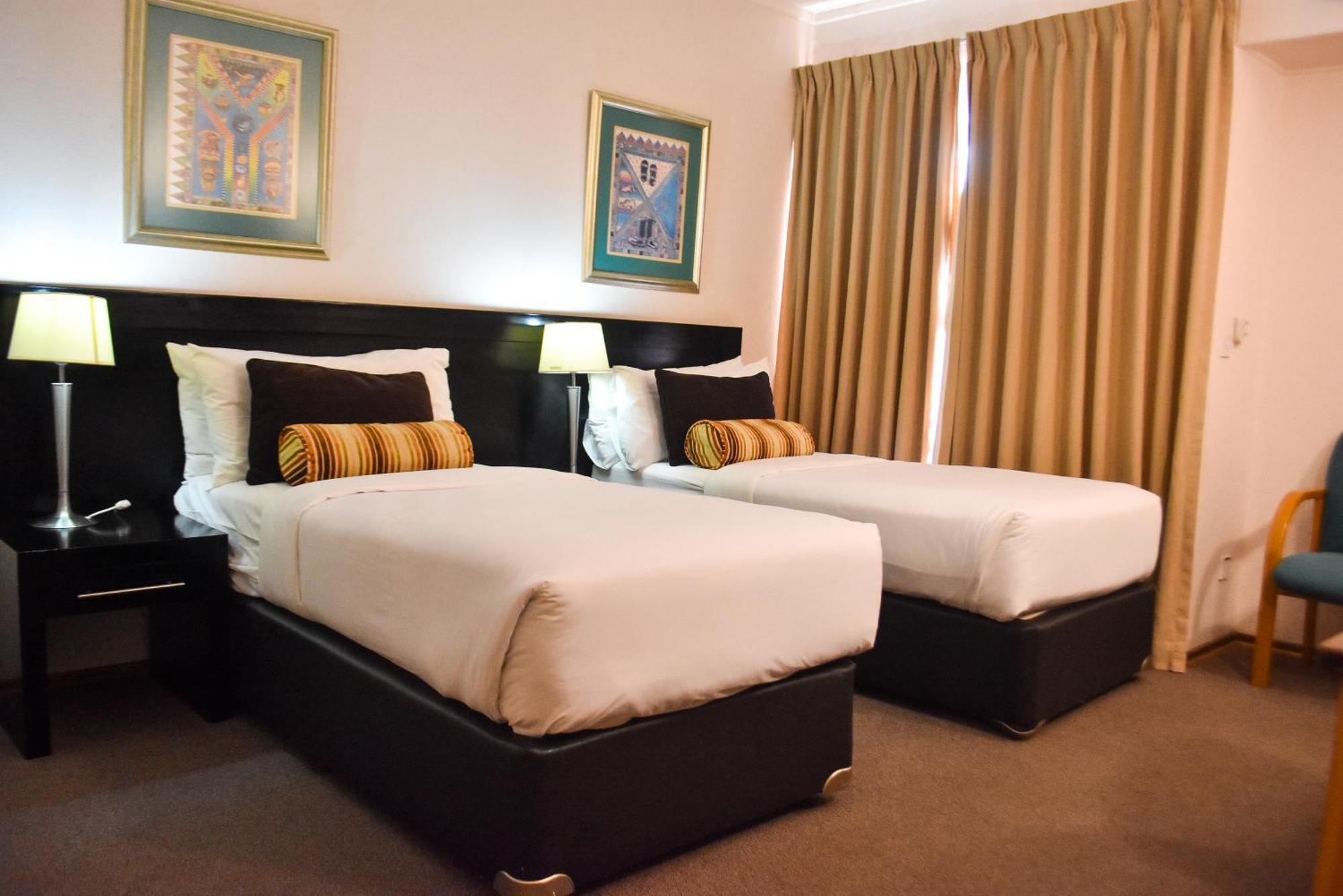 Cresta Bosele Hotel Selebi-Phikwe 外观 照片