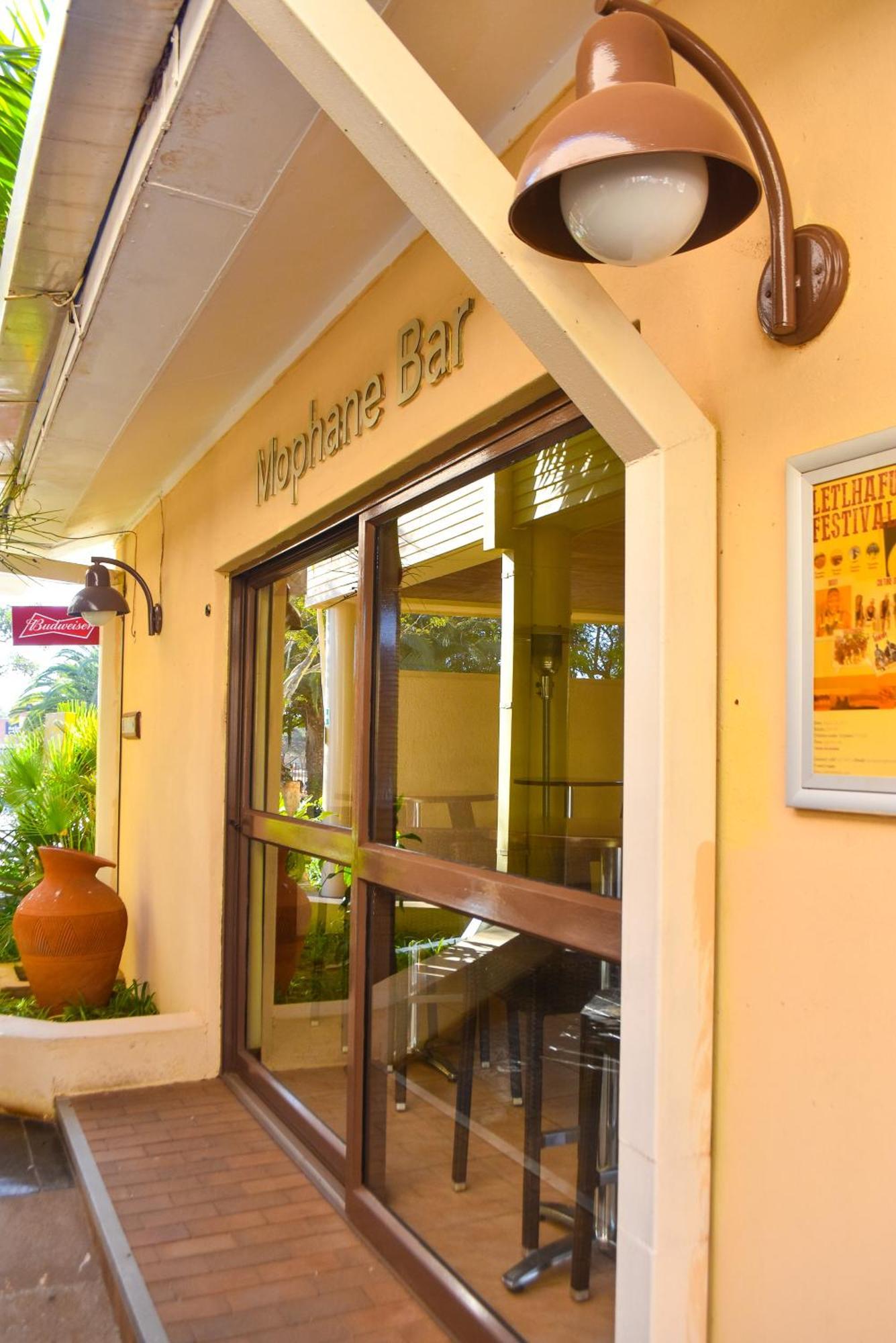 Cresta Bosele Hotel Selebi-Phikwe 外观 照片